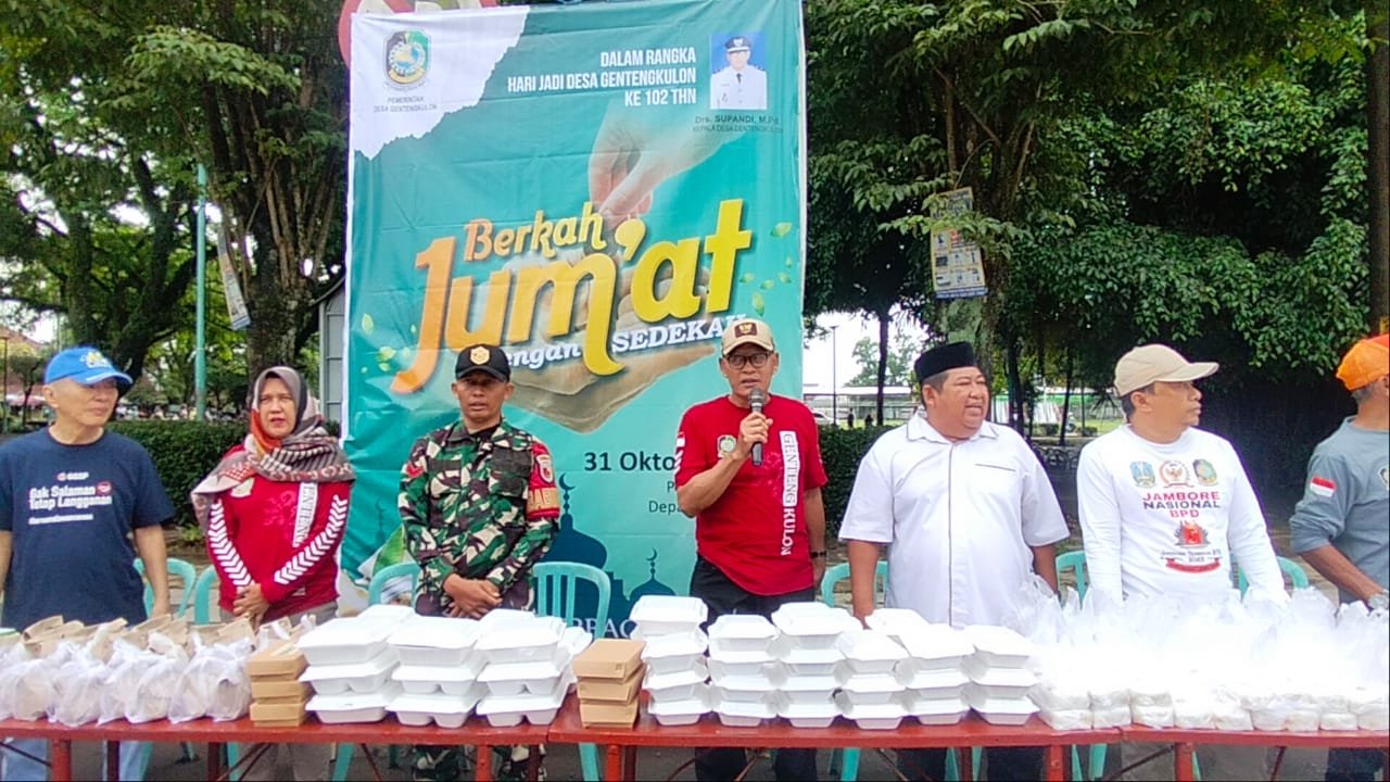 Babinsa Koramil 0825/04 Genteng, Koptu Wawan Sunarto Bersinergi dengan Pemdes Genteng Kulon dalam Jumat Berkah
