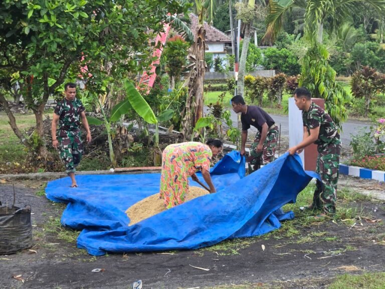Semangat TNI Manunggal Membangun Desa (TMMD) ke-126 Kodim 0818/Malang-Batu tidak hanya terlihat dalam pembangunan fisik infrastruktur, tetapi juga dalam kepedulian sosial terhadap warga.
