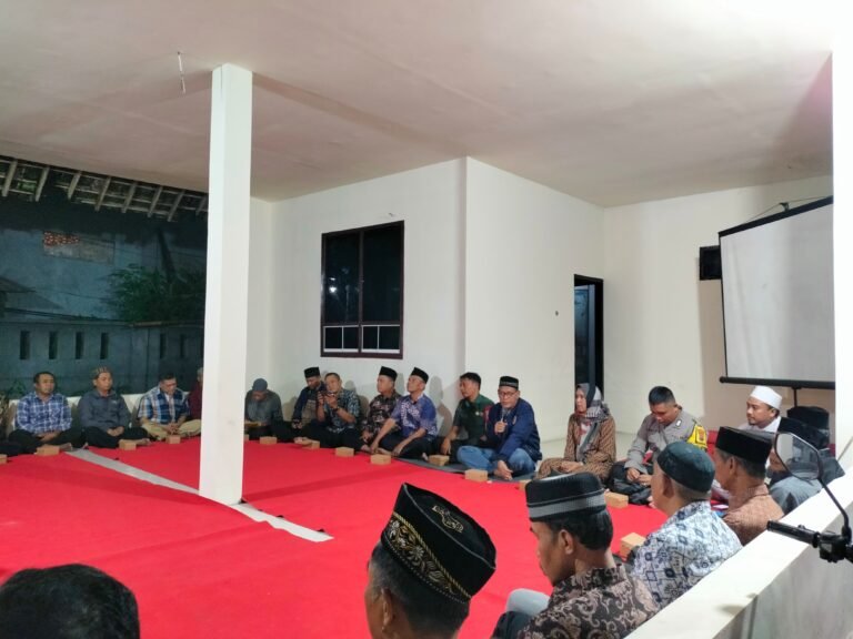 Balai Dusun Krajan Genteng Kulon Resmi Beroperasi, Kades-TNI-Polri Kompak Sosialisasi Pelayanan dan Keamanan