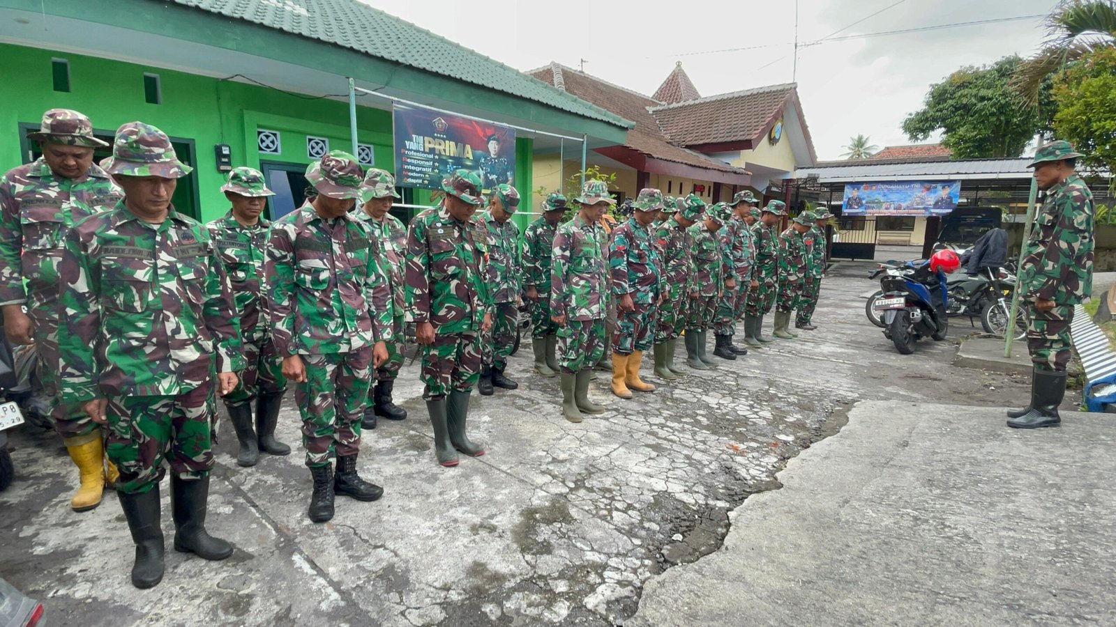 Personel Kodim 0821/Lumajang Gelar Apel Siaga Bencana, Percepatan Pembersihan Pasca Lahar Dingin Semeru