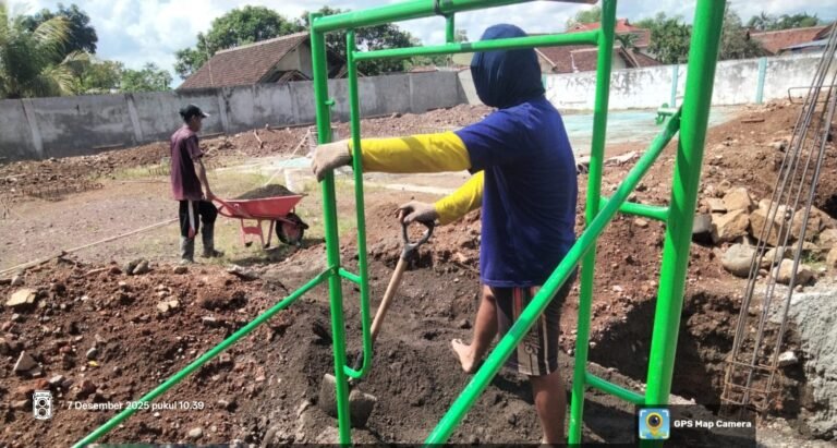 Terungkap! Rahasia Kekuatan Perekonomian Desa Merah Putih Dibangun dari ‘Cakar Ayam’ Kokoh, Babinsa Turun Tangan Cek Langsun
