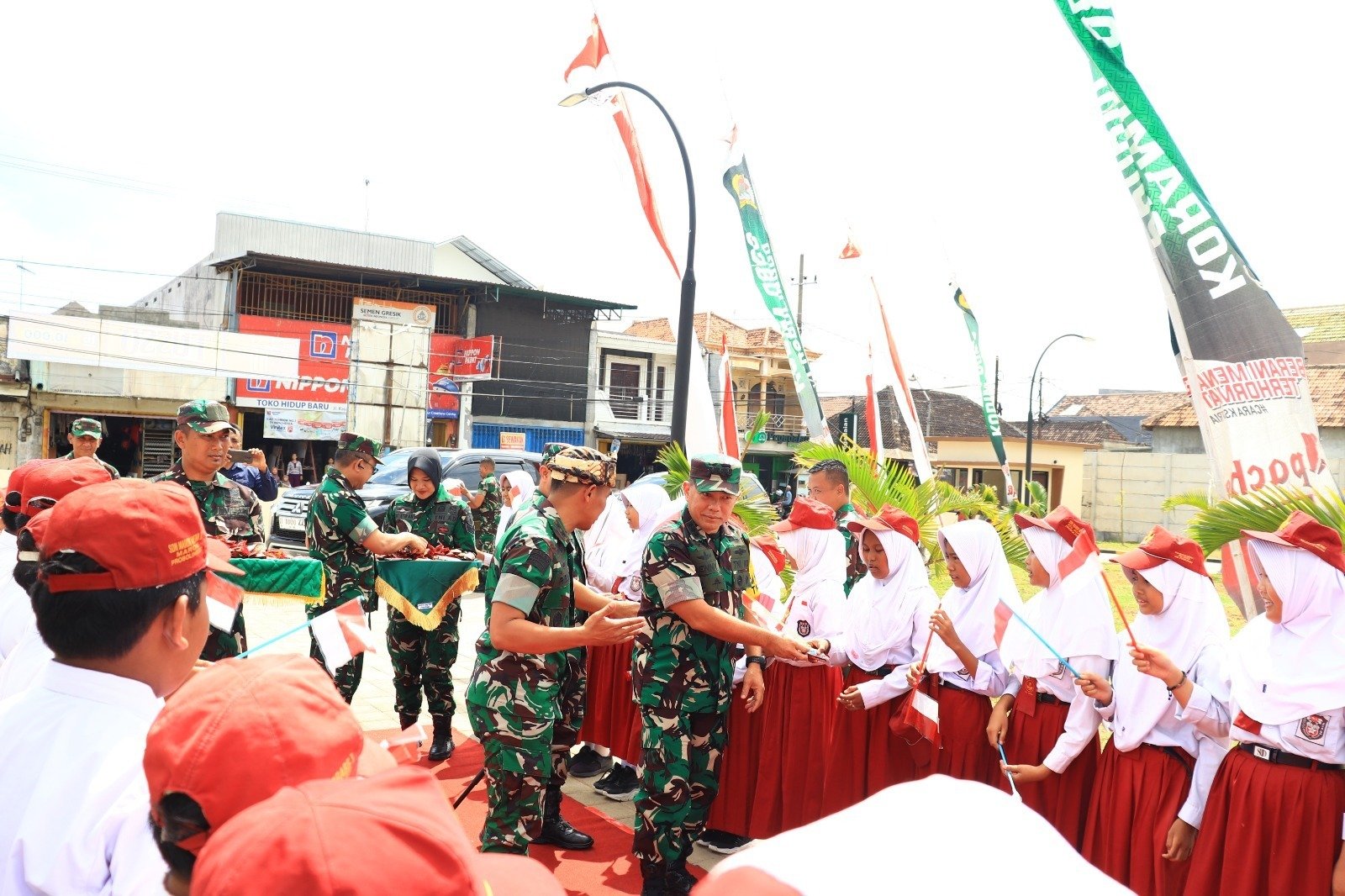 TIm Wasev TMMD ke 128 Disambut Meriah Oleh Semua Lapisan Masyarakat